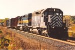 Manifest rolls east